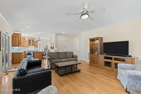 312 Lord Berkeley Drive Emerald Isle NC 28594