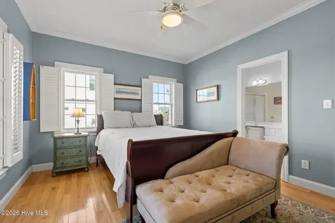 312 Lord Berkeley Drive Emerald Isle NC 28594