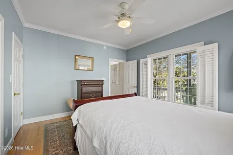 312 Lord Berkeley Drive Emerald Isle NC 28594
