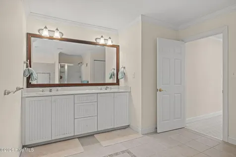 312 Lord Berkeley Drive Emerald Isle NC 28594
