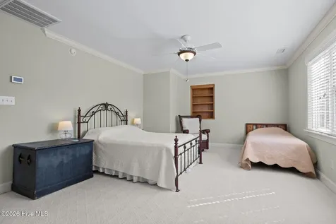 312 Lord Berkeley Drive Emerald Isle NC 28594