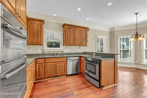 2201 Pinehurst Place Wilmington NC 28405
