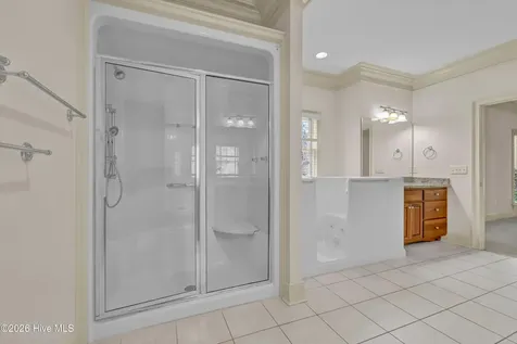 2201 Pinehurst Place Wilmington NC 28405