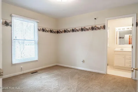 135 Forest Glen Road Southern Pines NC 28387