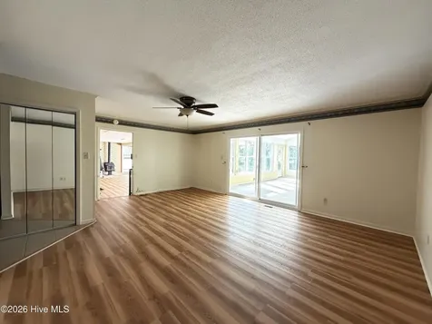 168 Leslie Drive Hubert NC 28539