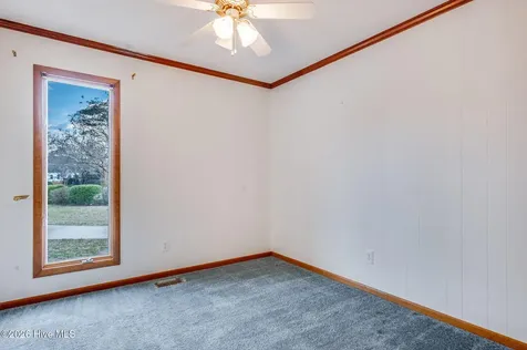 168 Leslie Drive Hubert NC 28539
