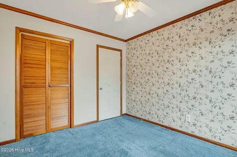 168 Leslie Drive Hubert NC 28539