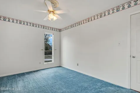 168 Leslie Drive Hubert NC 28539