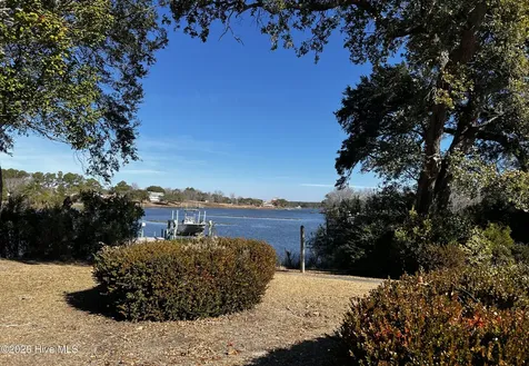 168 Leslie Drive Hubert NC 28539
