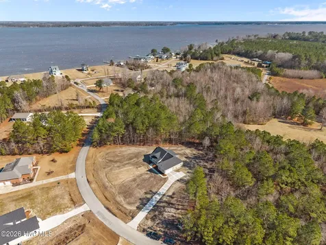 456 Eagle Trace Drive Blounts Creek NC 27814