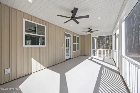 456 Eagle Trace Drive Blounts Creek NC 27814