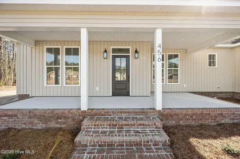 456 Eagle Trace Drive Blounts Creek NC 27814
