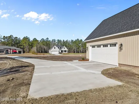 456 Eagle Trace Drive Blounts Creek NC 27814