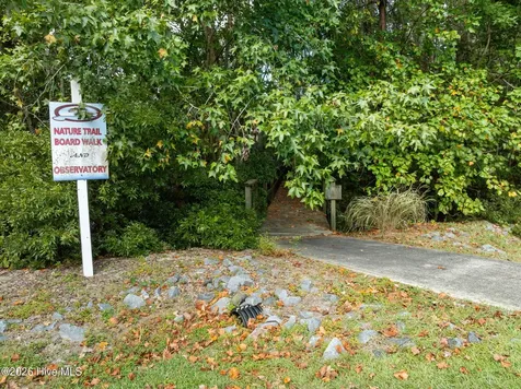456 Eagle Trace Drive Blounts Creek NC 27814