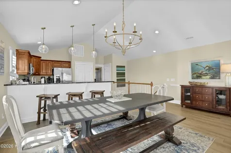 809 B Ocean Boulevard Holly Ridge NC 28445