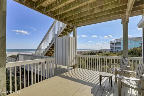 809 B Ocean Boulevard Holly Ridge NC 28445