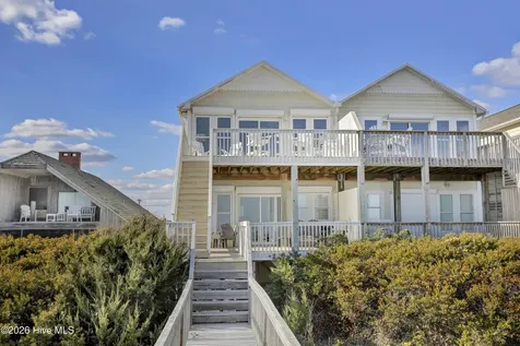 809 B Ocean Boulevard Holly Ridge NC 28445