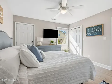 7028 Archers Creek Drive Emerald Isle NC 28594