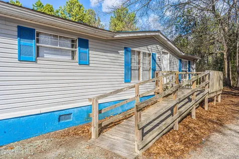 123 Hailey Ames Street Hoffman NC 28347