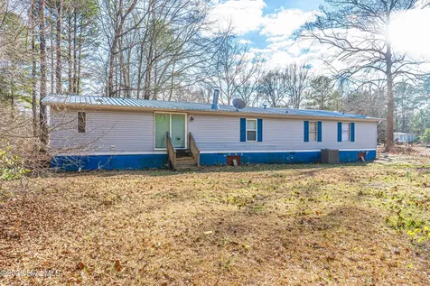 123 Hailey Ames Street Hoffman NC 28347