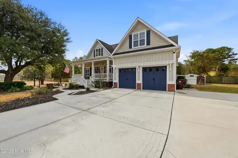100 Cove Side Lane Hampstead NC 28443