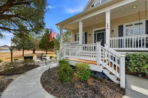100 Cove Side Lane Hampstead NC 28443