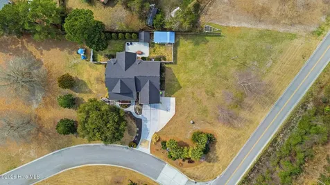 100 Cove Side Lane Hampstead NC 28443