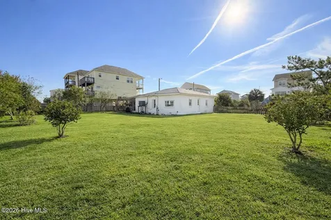 6910 12th Avenue North Topsail Beach NC 28460