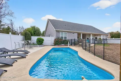 9116 Oak Ridge Plantation Drive SW Calabash NC 28467