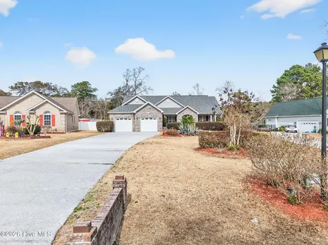 9116 Oak Ridge Plantation Drive SW Calabash NC 28467