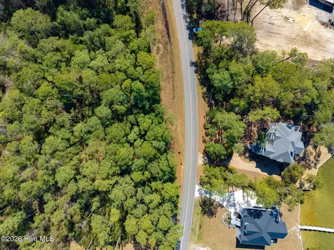 975 Crow Hill Road Beaufort NC 28516