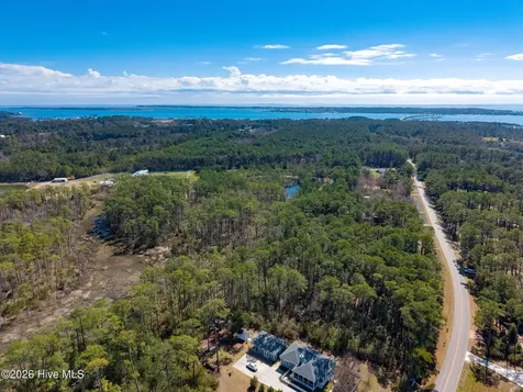 975 Crow Hill Road Beaufort NC 28516