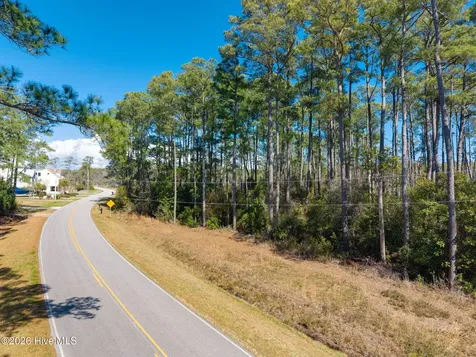 975 Crow Hill Road Beaufort NC 28516