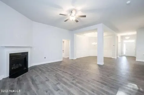 192 Seashore Street Grimesland NC 27837
