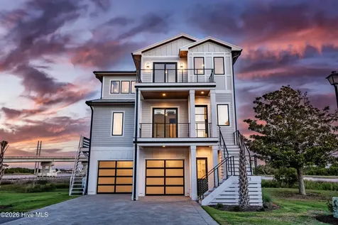113 Diamond Point Court Surf City NC 28445