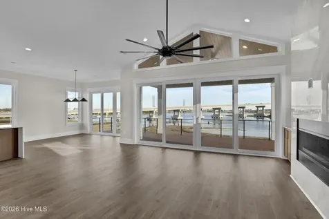 113 Diamond Point Court Surf City NC 28445
