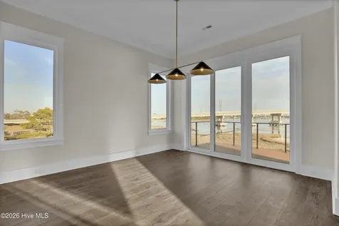 113 Diamond Point Court Surf City NC 28445