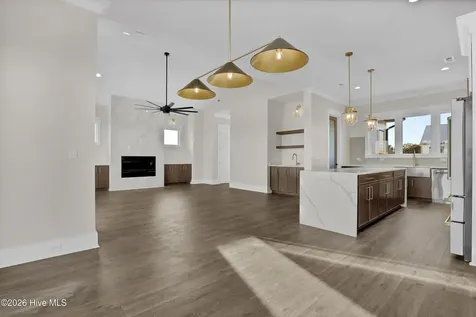 113 Diamond Point Court Surf City NC 28445