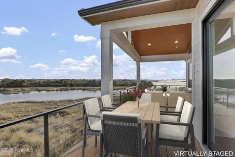 113 Diamond Point Court Surf City NC 28445