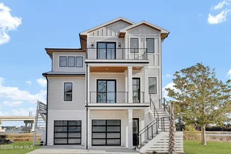 113 Diamond Point Court Surf City NC 28445