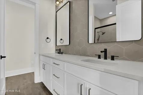 113 Diamond Point Court Surf City NC 28445