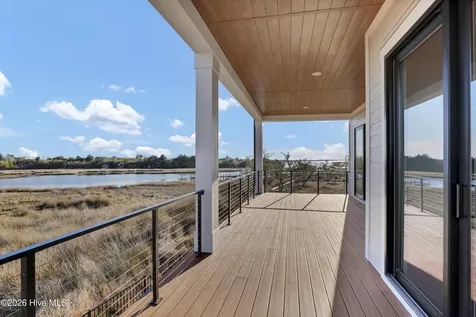 113 Diamond Point Court Surf City NC 28445