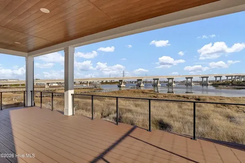 113 Diamond Point Court Surf City NC 28445
