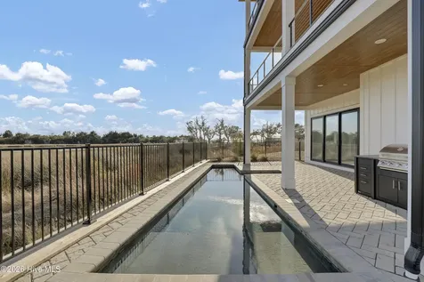 113 Diamond Point Court Surf City NC 28445