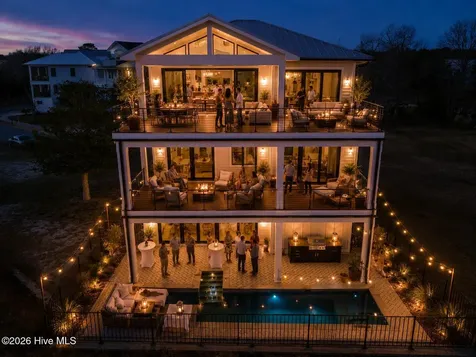 113 Diamond Point Court Surf City NC 28445