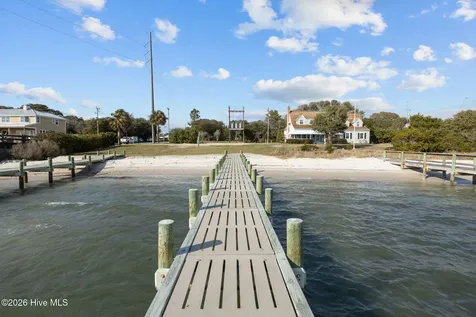 2311 Evans Street Morehead City NC 28557