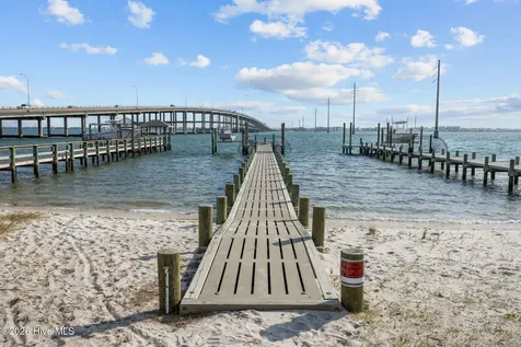 2311 Evans Street Morehead City NC 28557