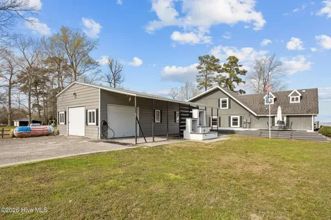 598 Ellis Cove Road Belhaven NC 27810