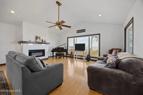 598 Ellis Cove Road Belhaven NC 27810