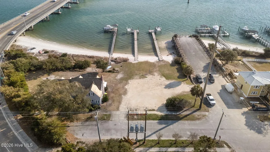 2315 Evans Street Morehead City NC 28557